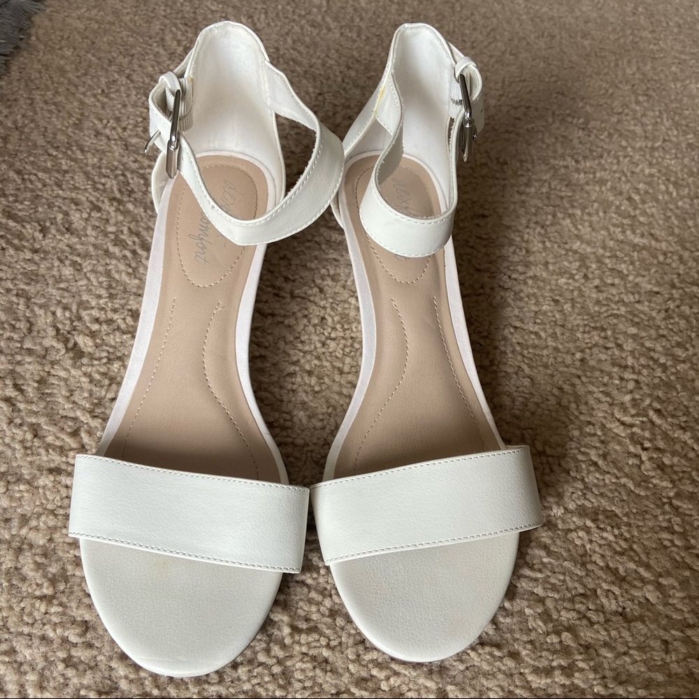 Dexflex Comfort White Strap Wedge Sandals
